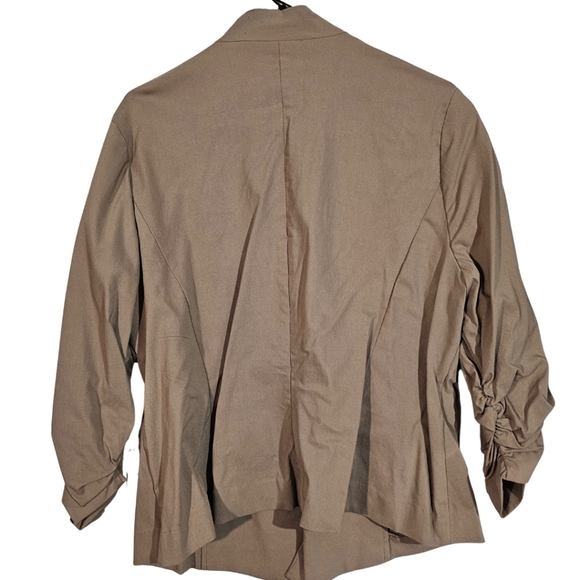 Torrid Tan Jacket with Rouched Sleeves Size 2 - Picture 4 of 9